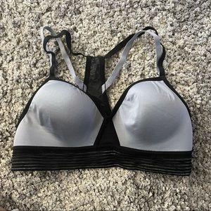 Victoria’s Secret Sports bra, L, lightweight